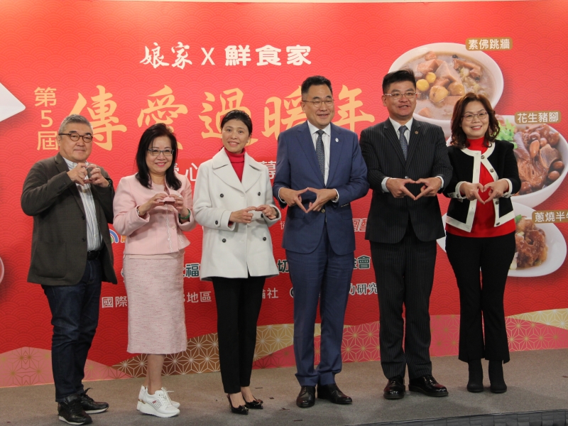 【111年12月15日】失去爸、嬤...郭亞棠將思念轉作公益，潘柏希活動認購100道年菜